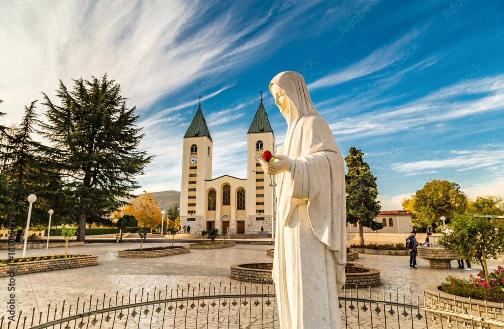 B&B Family Ostojic Medugorje Bagian luar foto